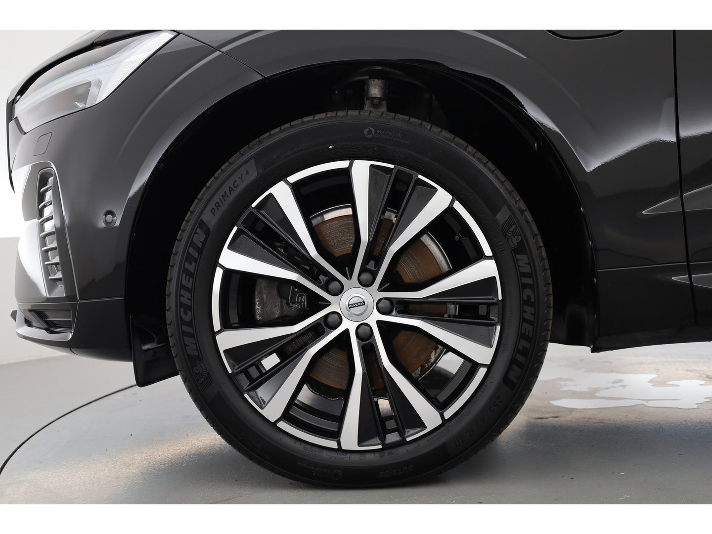 Volvo XC60 2.0 T8 Plug-in hybrid AWD Ultimate Dark | Bowers & Wilkins | 360 camera |  Head-up | Stoel + stuurverw. |