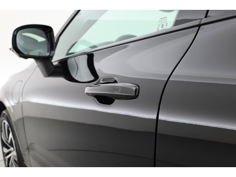 Volvo XC60 2.0 T8 Plug-in hybrid AWD Ultimate Dark | Bowers & Wilkins | 360 camera |  Head-up | Stoel + stuurverw. |