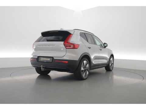Volvo XC40 Recharge Twin Plus | 82 KWH | 535km WLTP | Trekhaak 1800kg | elek. stoelen | warmtepomp |