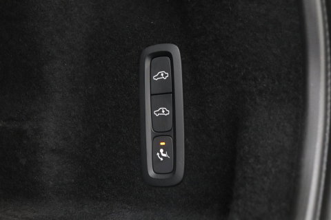 Volvo XC60 T6 Ultra Black Edition | Luchtvering | Bowers&Wilkins | Stoelventilatie | ACC | Trekhaak