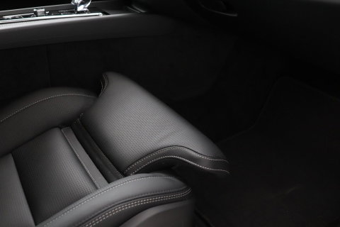 Volvo XC60 T6 Ultra Black Edition | Luchtvering | Bowers&Wilkins | Stoelventilatie | ACC | Trekhaak