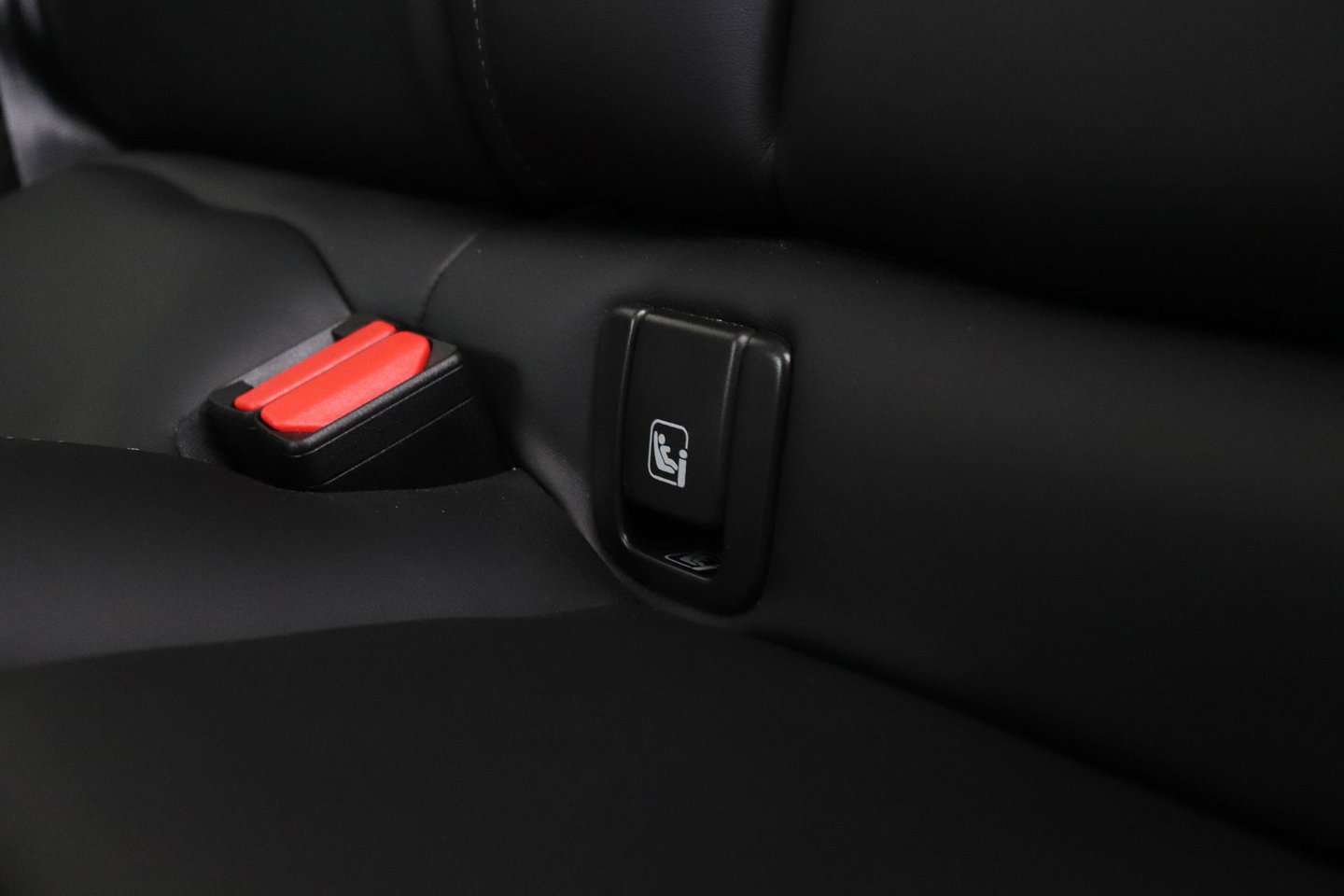 Volvo XC60 T6 Ultra Black Edition | Luchtvering | Bowers&Wilkins | Stoelventilatie | ACC | Trekhaak