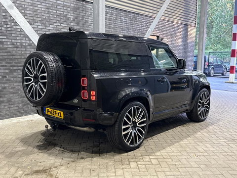 Land Rover Defender 90 D300 X | BTW | 23 Inch | Canvas Vouwdak | ClearSight | Trekhaak | Head-Up | Koelbox | Meridian Surround