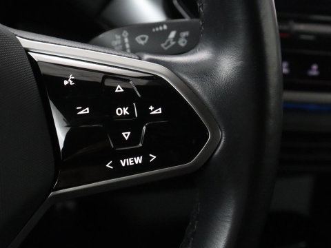 Volkswagen ID.5 Pro 77 kWh | SOH 94,1% | Apple Carplay | LED | Navigatie | Parkeerhulp |