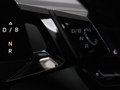 Volkswagen ID.5 Pro 77 kWh | SOH 94,1% | Apple Carplay | LED | Navigatie | Parkeerhulp |
