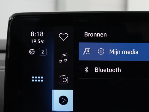 Volkswagen ID.5 Pro 77 kWh | SOH 94,1% | Apple Carplay | LED | Navigatie | Parkeerhulp |
