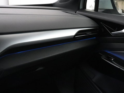 Volkswagen ID.5 Pro 77 kWh | SOH 94,1% | Apple Carplay | LED | Navigatie | Parkeerhulp |
