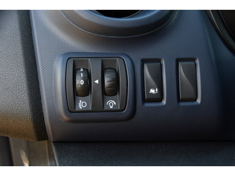 Opel Vivaro 1.6 CDTI L2H1 DC Sport Camera, Cruise, Sensoren, Airco, 125pk, Multimedia, Trekhaak, Betimmering, Uniek!