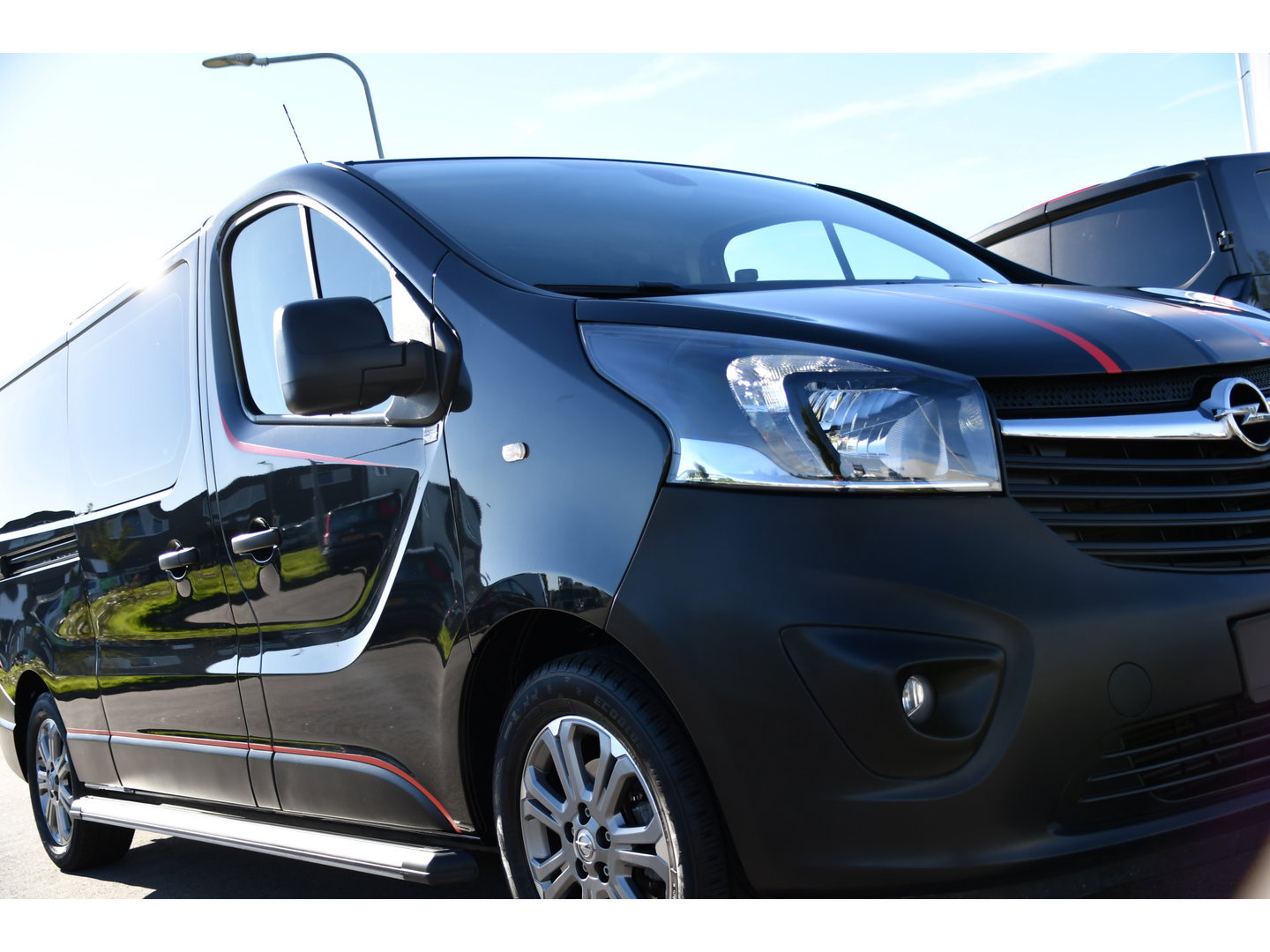 Opel Vivaro 1.6 CDTI L2H1 DC Sport Camera, Cruise, Sensoren, Airco, 125pk, Multimedia, Trekhaak, Betimmering, Uniek!