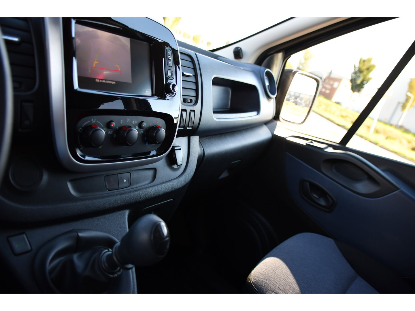 Opel Vivaro 1.6 CDTI L2H1 DC Sport Camera, Cruise, Sensoren, Airco, 125pk, Multimedia, Trekhaak, Betimmering, Uniek!