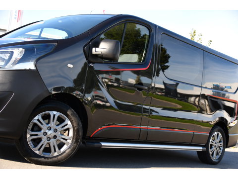 Opel Vivaro 1.6 CDTI L2H1 DC Sport Camera, Cruise, Sensoren, Airco, 125pk, Multimedia, Trekhaak, Betimmering, Uniek!