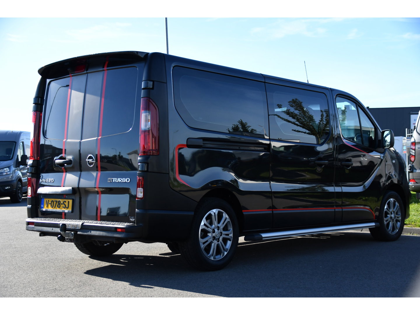 Opel Vivaro 1.6 CDTI L2H1 DC Sport Camera, Cruise, Sensoren, Airco, 125pk, Multimedia, Trekhaak, Betimmering, Uniek!