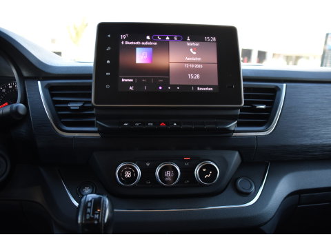 Renault Trafic 2.0 dCi 150 T29 L2H1 DC Luxe Camera, Cruise, Carplay, LED, Clima, Mulitmedia, Automaat, Trekhaak, Sensoren, Uniek!