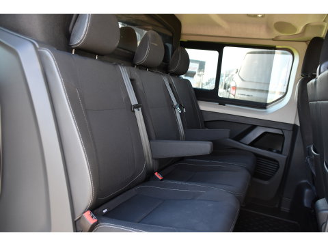 Renault Trafic 2.0 dCi 150 T29 L2H1 DC Luxe Camera, Cruise, Carplay, LED, Clima, Mulitmedia, Automaat, Trekhaak, Sensoren, Uniek!