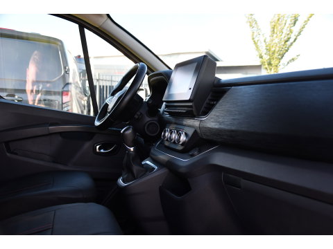 Renault Trafic 2.0 dCi 150 T29 L2H1 DC Luxe Camera, Cruise, Carplay, LED, Clima, Mulitmedia, Automaat, Trekhaak, Sensoren, Uniek!