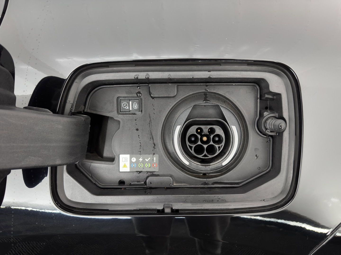 Citroën C5 Aircross 1.6 Plug-in Hybrid 225 Business Plus (Plug-in) Aut. *LEATHER-FABRIC | NAVI-FULLMAP | FULL-LED | KEYLESS | TOPVIEW | ECC | PRIVACY-GLASS | PDC | CRUISE | DAB | DIGI-COCKPIT | CARPLAY |  LANE-ASSIST | TOWBAR | 19"ALU*