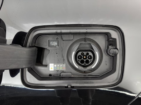 Citroën C5 Aircross 1.6 Plug-in Hybrid 225 Business Plus (Plug-in) Aut. *LEATHER-FABRIC | NAVI-FULLMAP | FULL-LED | KEYLESS | TOPVIEW | ECC | PRIVACY-GLASS | PDC | CRUISE | DAB | DIGI-COCKPIT | CARPLAY |  LANE-ASSIST | TOWBAR | 19"ALU*