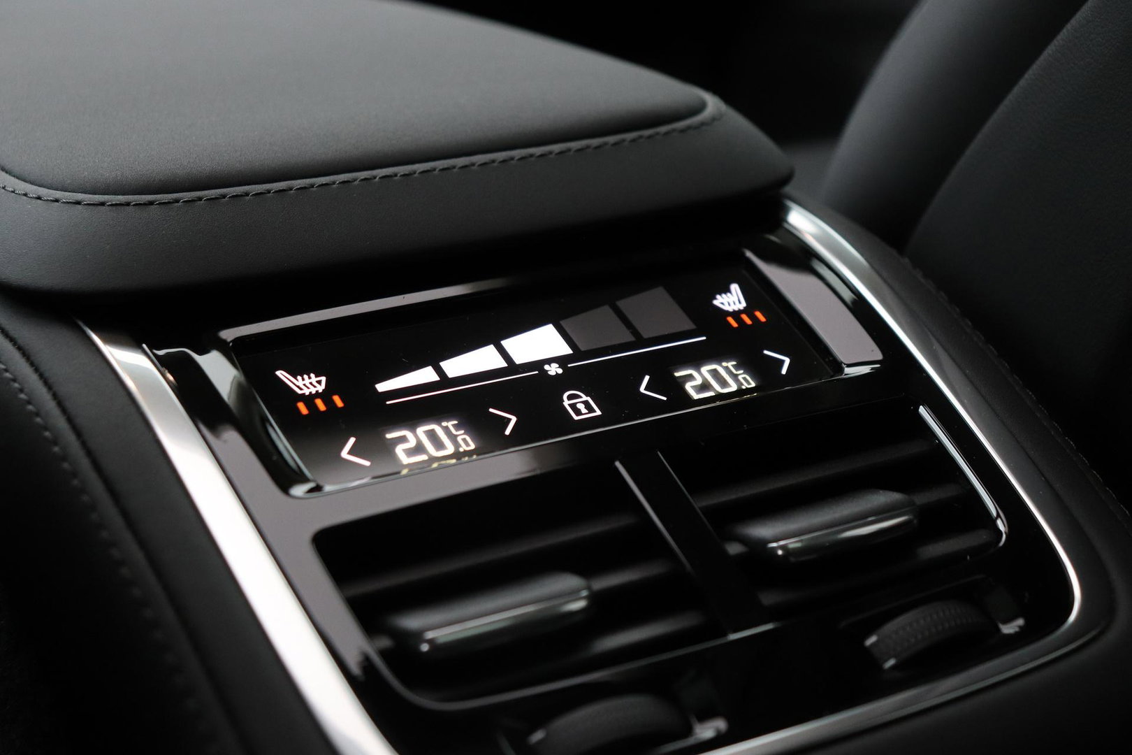 Volvo XC90 T8 Ultra Bright | Harman/Kardon | Panoramadak | Head-Up | 360-camera