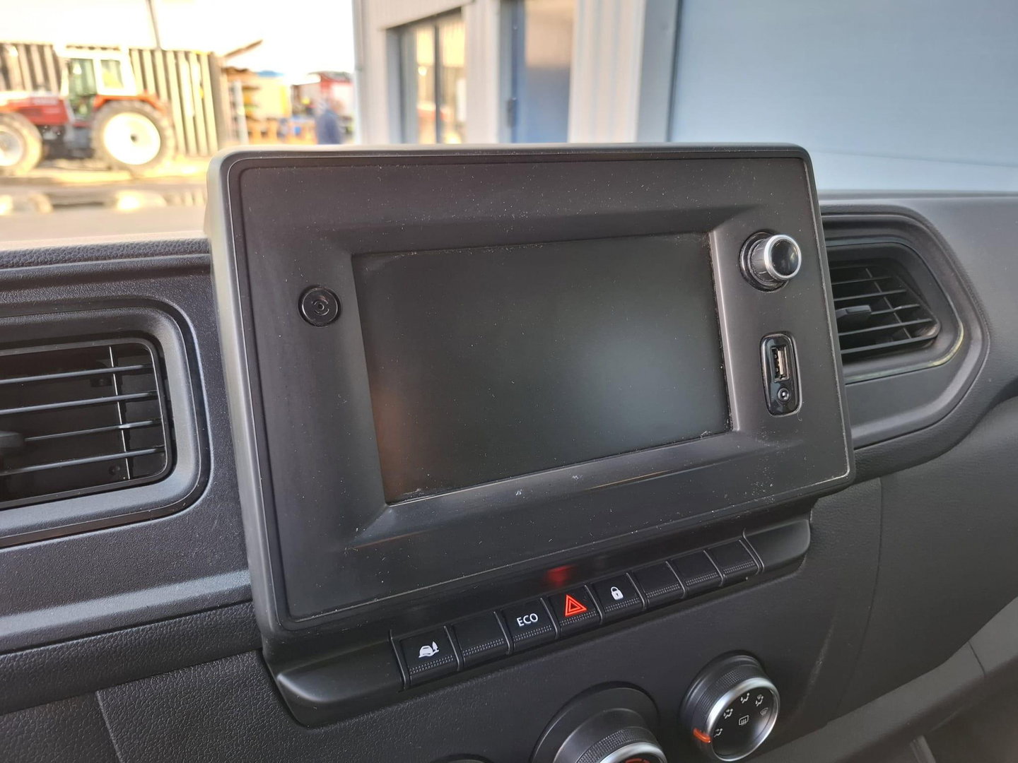 Renault Master T33 2.3 dCi L1H1 DUBBEL CABINE / AIRCO / CRUISE CONTROLE / TREKHAAK