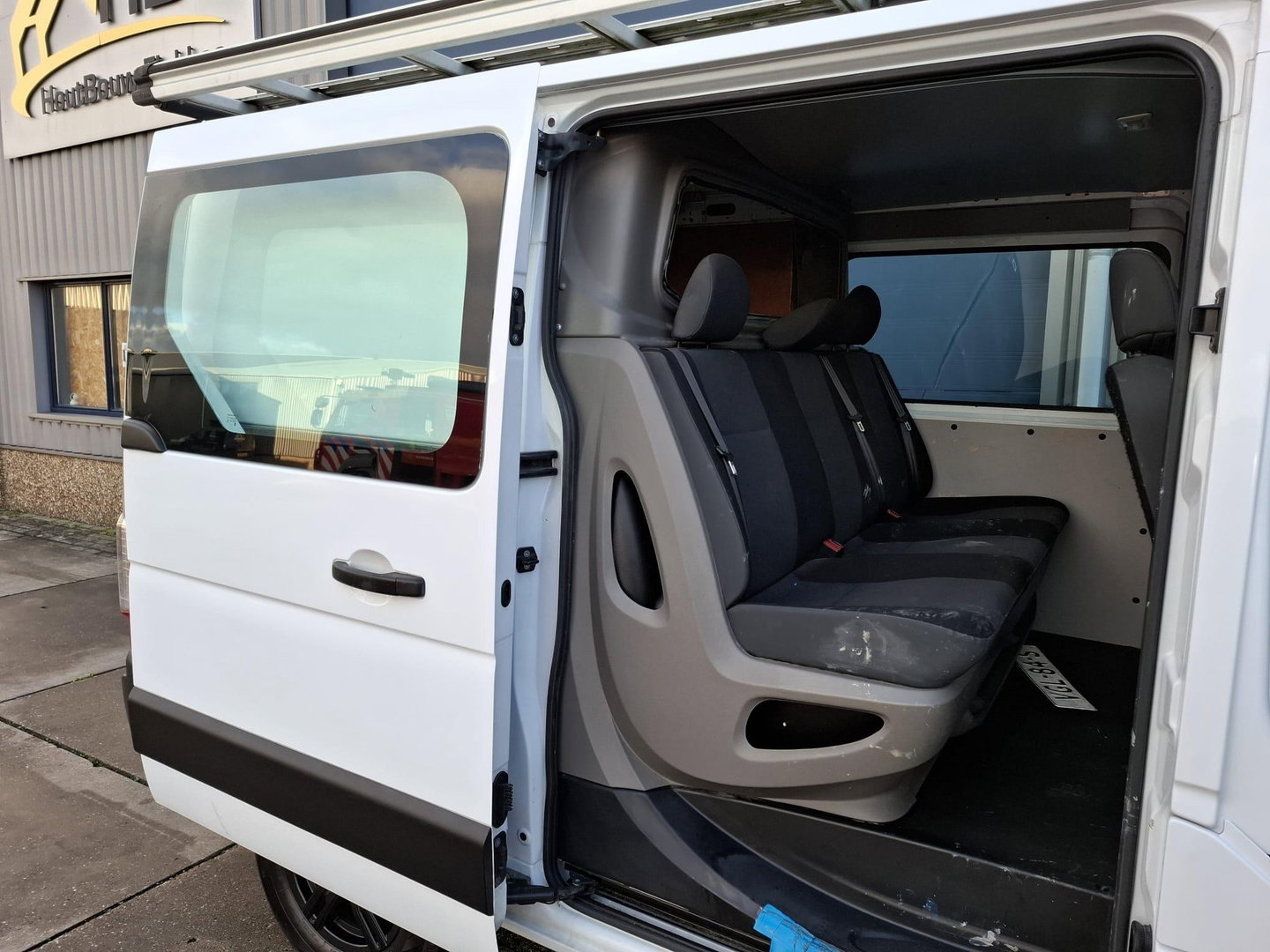 Renault Master T33 2.3 dCi L1H1 DUBBEL CABINE / AIRCO / CRUISE CONTROLE / TREKHAAK