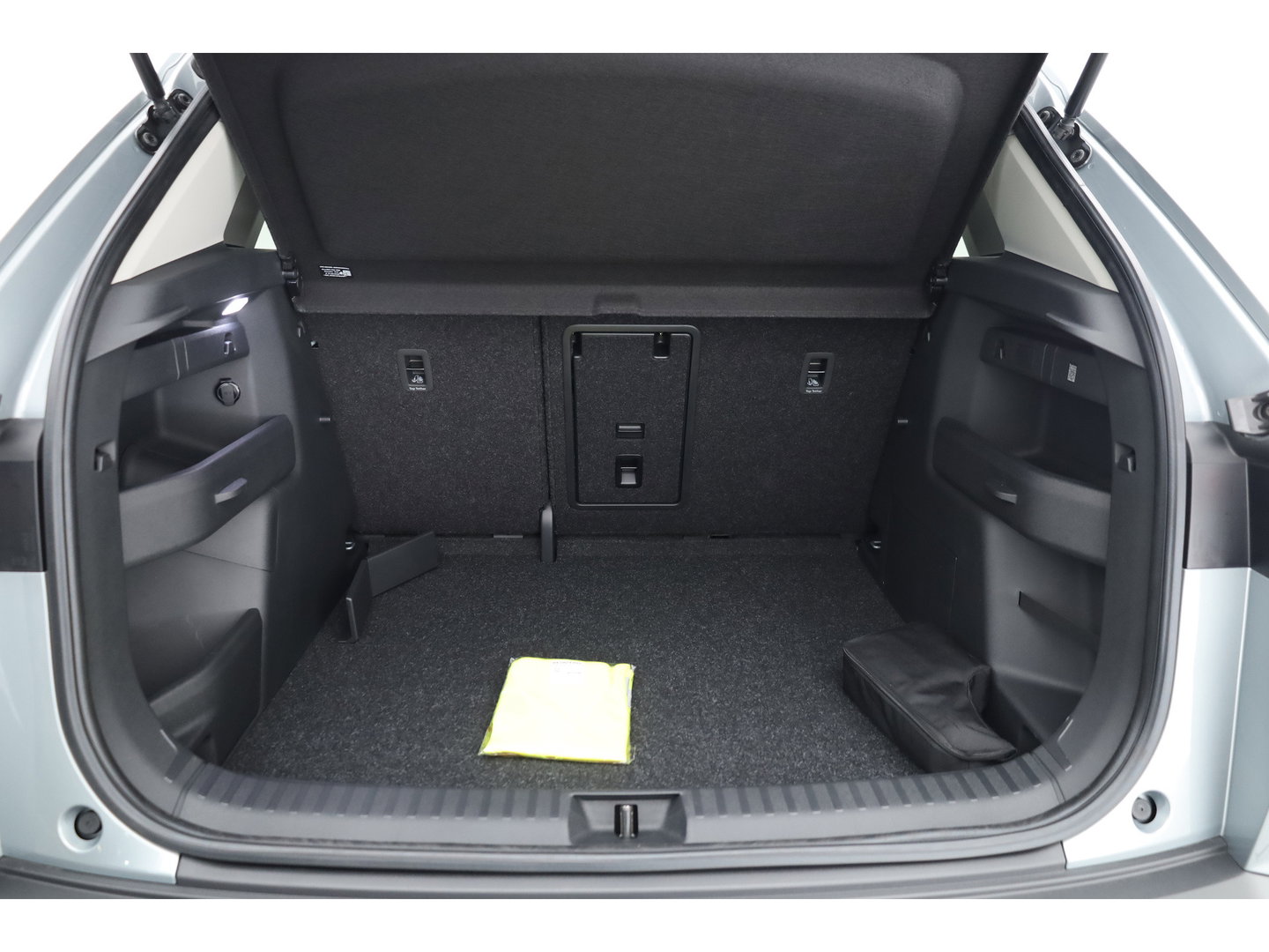 Škoda Elroq 60 Business Edition | Snel leverbaar! | Adapt. Cruise | Keyless | Winter pack | Dodehoekdet. | Camera |