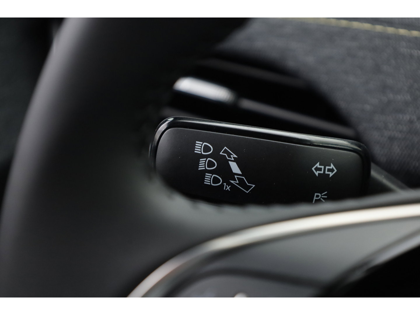 Škoda Elroq 60 Business Edition | Snel leverbaar! | Adapt. Cruise | Keyless | Winter pack | Dodehoekdet. | Camera |