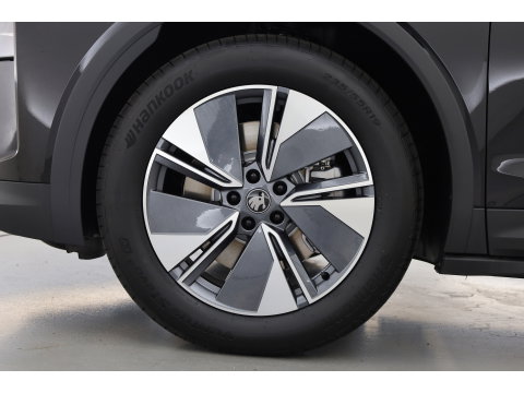 Škoda Elroq 60 Business Edition | Snel leverbaar! | Adapt. Cruise | Keyless | Winter pack | Dodehoekdet. | Camera |