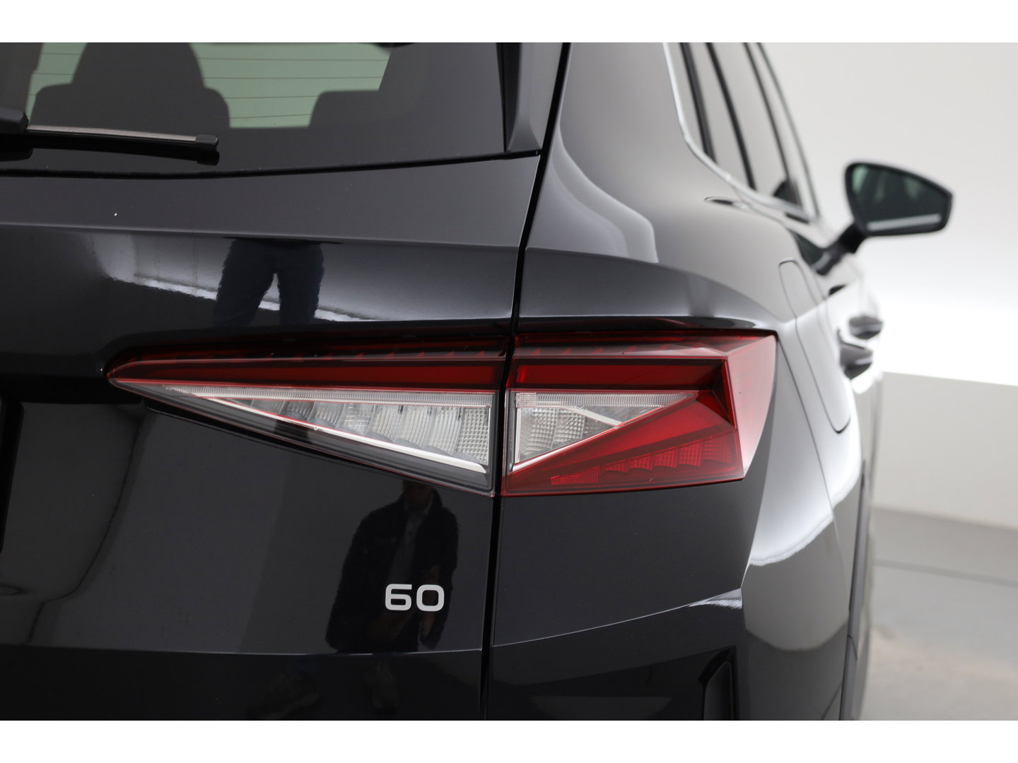 Škoda Elroq 60 Business Edition | Snel leverbaar! | Adapt. Cruise | Keyless | Winter pack | Dodehoekdet. | Camera |