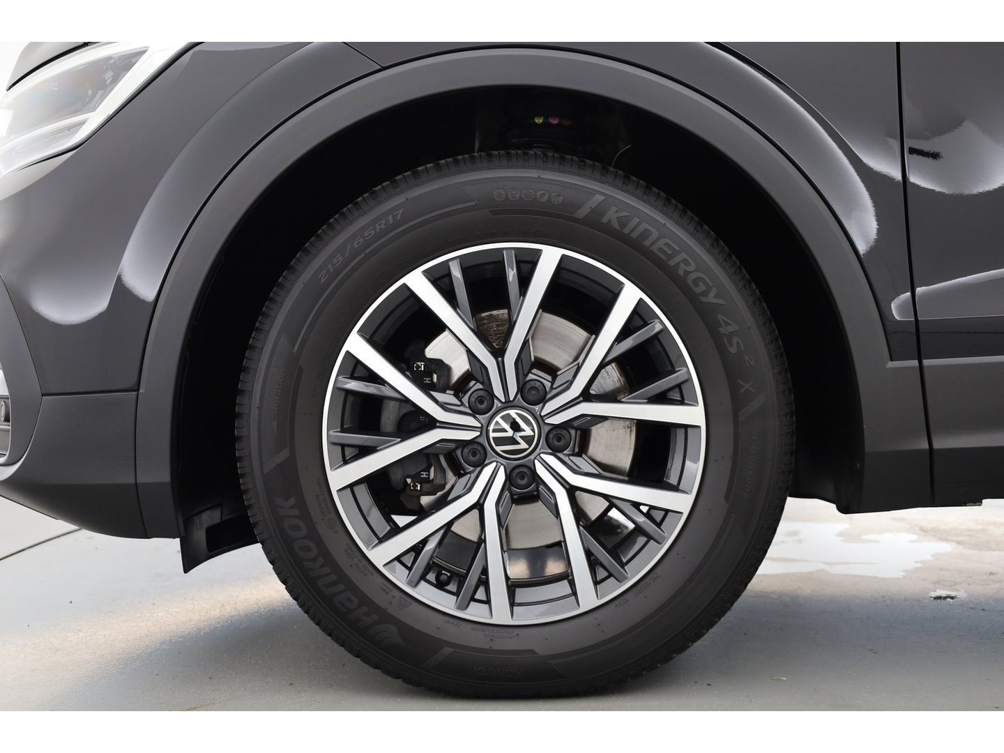 Volkswagen Tiguan 1.5 TSI Life Business | Rijklaar! | Adapt. Cruise | Trekhaak | Navi | PDC V+A | Apple CarPlay | Stoel- Stuurverw.