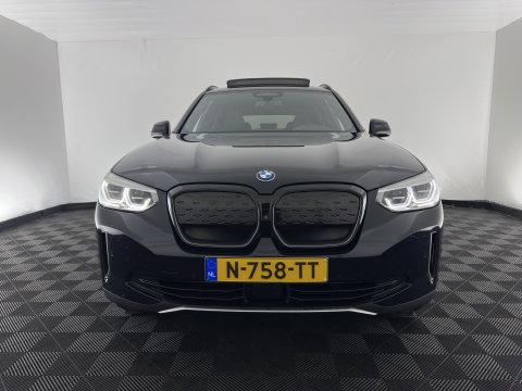BMW iX3 High Executive 80 kWh [3-Fase-11kW] {SoH-99%} (INCL-BTW) Aut. *PANO | LEATHER | HARMAN/KARDON | ADAPTIVE-CRUISE | FULL-LED | BLINDSPOT | MEMORY-PACK | DIGI-COCKPIT | HEATED-SPORTSEATS | KEYLESS | CAMERA | DAB+ | TOWBAR | HEAD-UP | 20''AL