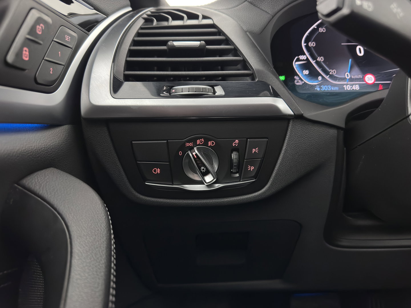 BMW iX3 High Executive 80 kWh [3-Fase-11kW] {SoH-99%} (INCL-BTW) Aut. *PANO | LEATHER | HARMAN/KARDON | ADAPTIVE-CRUISE | FULL-LED | BLINDSPOT | MEMORY-PACK | DIGI-COCKPIT | HEATED-SPORTSEATS | KEYLESS | CAMERA | DAB+ | TOWBAR | HEAD-UP | 20''AL