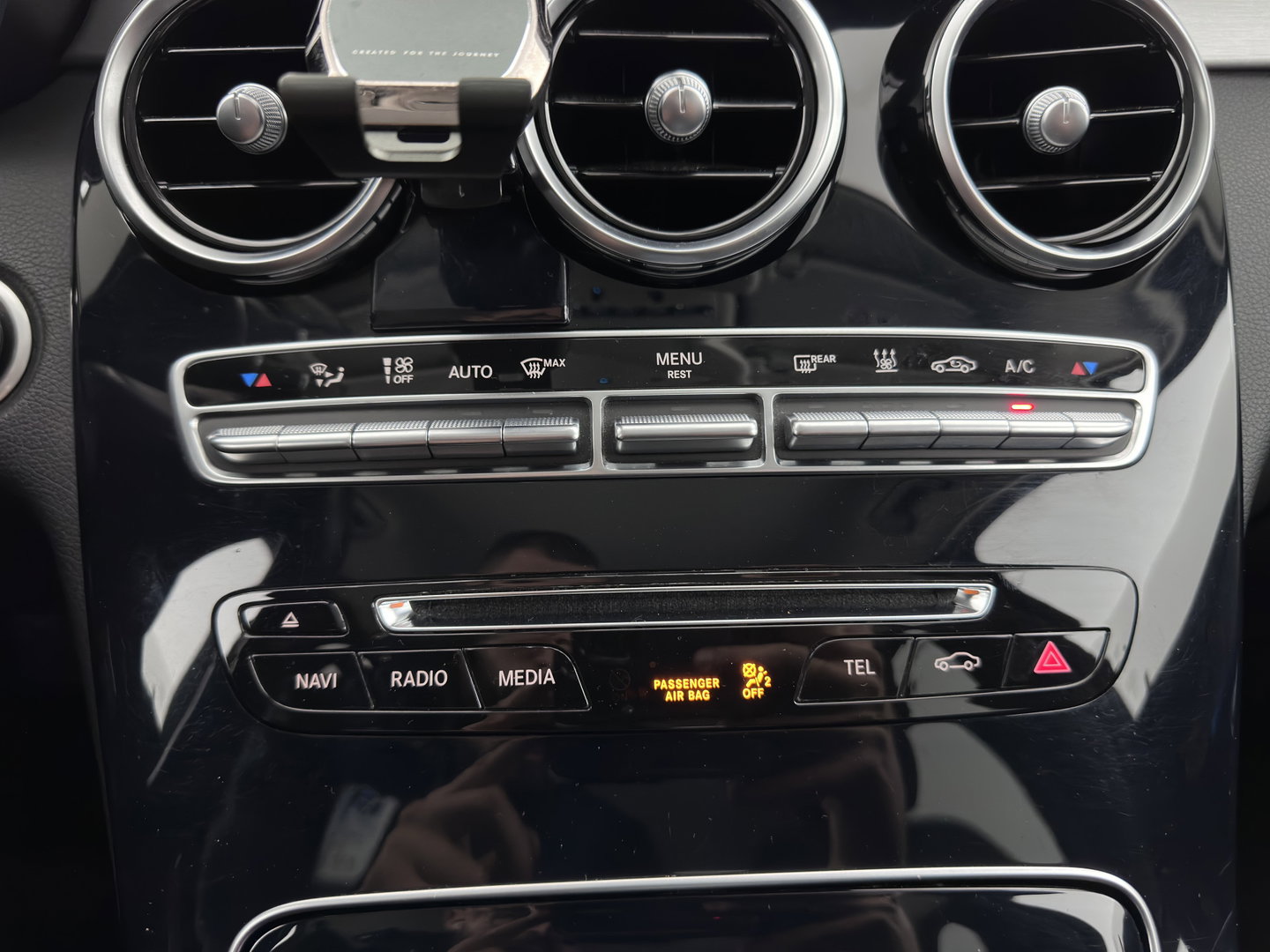 Mercedes-Benz C-Klasse 350 e Lease Edition (Plug-in) Aut. *FULL-LED | SPORTSEATS | NAVI-FULLMAP | AMBIENT-LIGHT | AIRMATIC | PRIVACY-GLASS | ECC | PDC | CRUISE | 17''ALU*