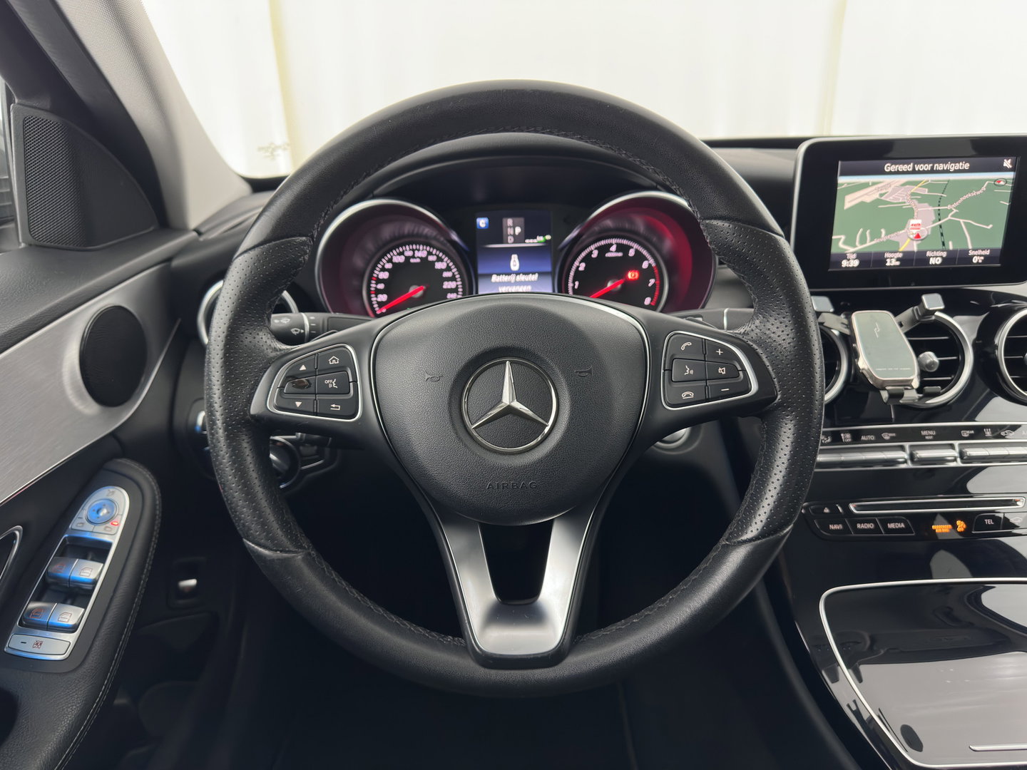 Mercedes-Benz C-Klasse 350 e Lease Edition (Plug-in) Aut. *FULL-LED | SPORTSEATS | NAVI-FULLMAP | AMBIENT-LIGHT | AIRMATIC | PRIVACY-GLASS | ECC | PDC | CRUISE | 17''ALU*
