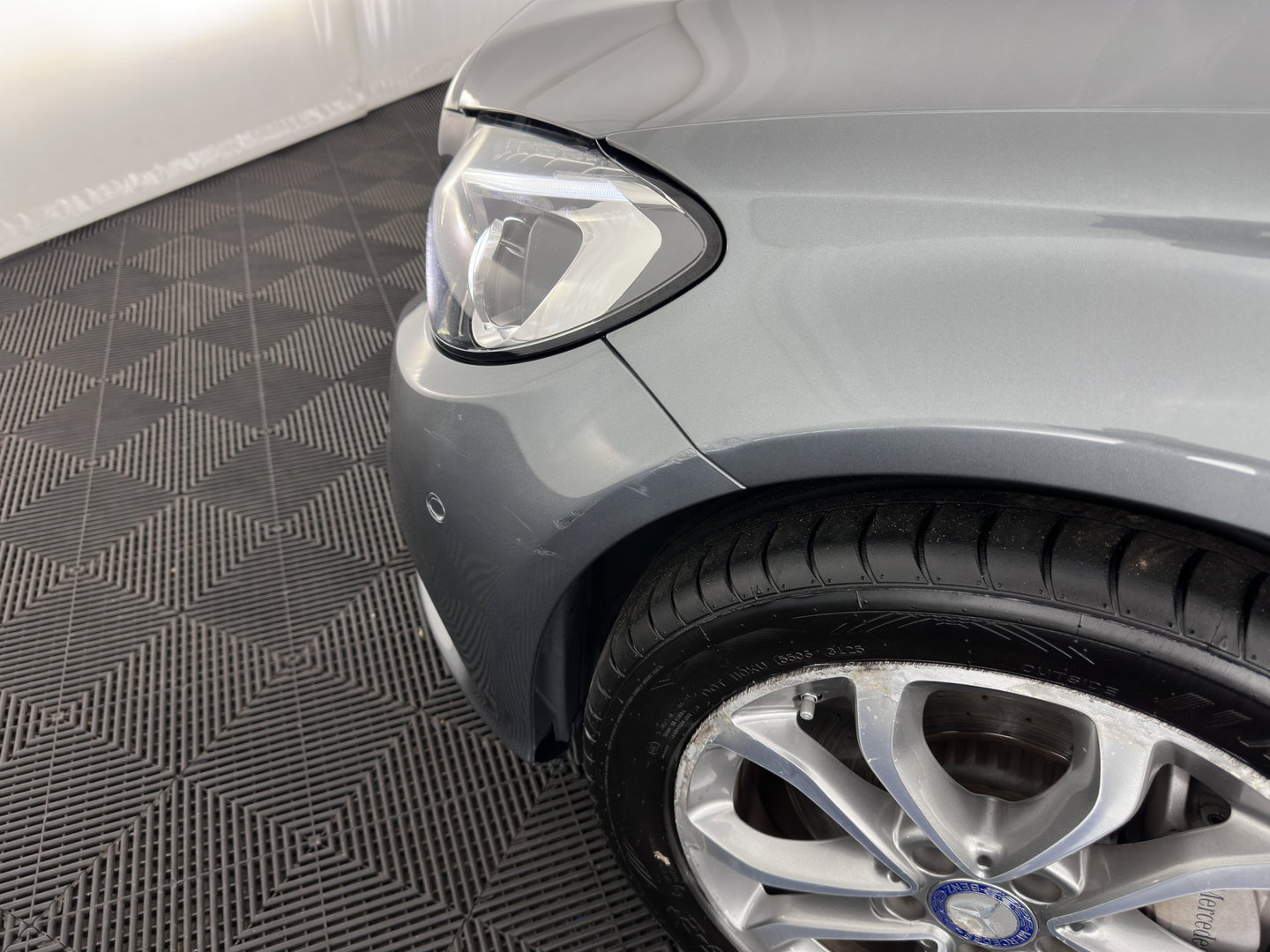 Mercedes-Benz C-Klasse 350 e Lease Edition (Plug-in) Aut. *FULL-LED | SPORTSEATS | NAVI-FULLMAP | AMBIENT-LIGHT | AIRMATIC | PRIVACY-GLASS | ECC | PDC | CRUISE | 17''ALU*