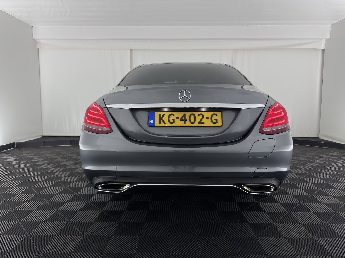 Mercedes-Benz C-Klasse 350 e Lease Edition (Plug-in) Aut. *FULL-LED | SPORTSEATS | NAVI-FULLMAP | AMBIENT-LIGHT | AIRMATIC | PRIVACY-GLASS | ECC | PDC | CRUISE | 17''ALU*