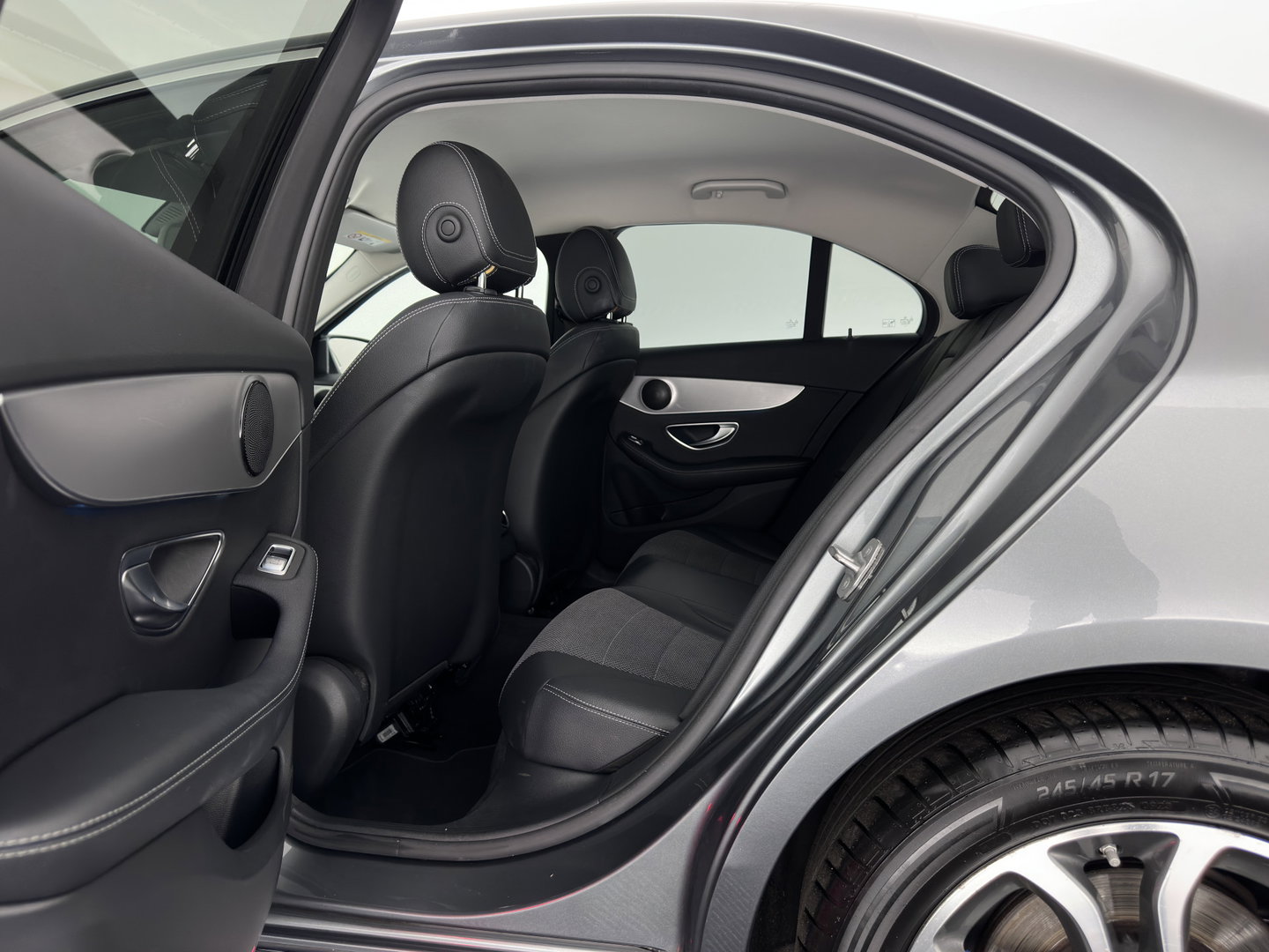 Mercedes-Benz C-Klasse 350 e Lease Edition (Plug-in) Aut. *FULL-LED | SPORTSEATS | NAVI-FULLMAP | AMBIENT-LIGHT | AIRMATIC | PRIVACY-GLASS | ECC | PDC | CRUISE | 17''ALU*