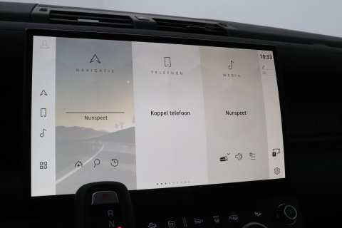 Land Rover Defender 110 P300e X-Dynamic SE | FACELIFT | Luchtvering | ClearSight | Black Pack | Panoramadak | Trekhaak | 360° Camera | Koelbox | ACC