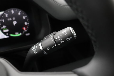 Land Rover Defender 110 P300e X-Dynamic SE | FACELIFT | Luchtvering | ClearSight | Black Pack | Panoramadak | Trekhaak | 360° Camera | Koelbox | ACC