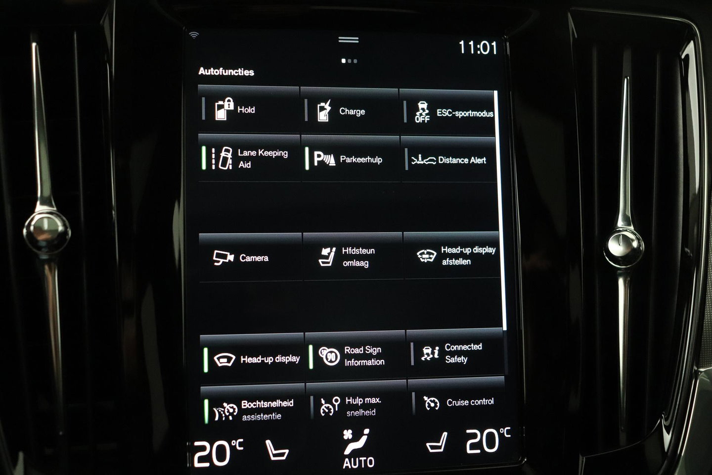 Volvo V90 2.0 T6 AWD R-Design | Panoramadak | Head-Up | Pilot Assist | Camera | Stoel+Stuurverwarming | Keyless | Getint glas | ACC