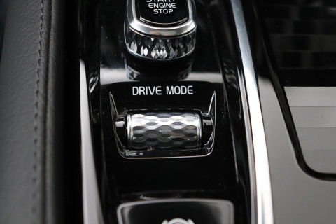 Volvo V90 2.0 T6 AWD R-Design | Panoramadak | Head-Up | Pilot Assist | Camera | Stoel+Stuurverwarming | Keyless | Getint glas | ACC