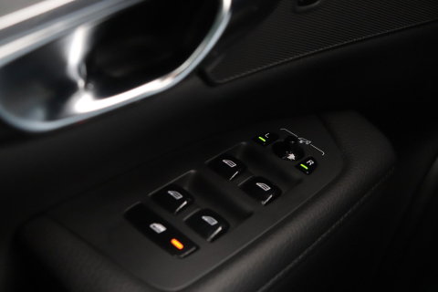 Volvo V90 2.0 T6 AWD R-Design | Panoramadak | Head-Up | Pilot Assist | Camera | Stoel+Stuurverwarming | Keyless | Getint glas | ACC