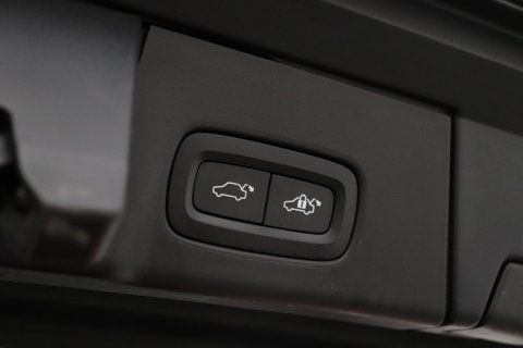 Volvo V90 2.0 T6 AWD R-Design | Panoramadak | Head-Up | Pilot Assist | Camera | Stoel+Stuurverwarming | Keyless | Getint glas | ACC