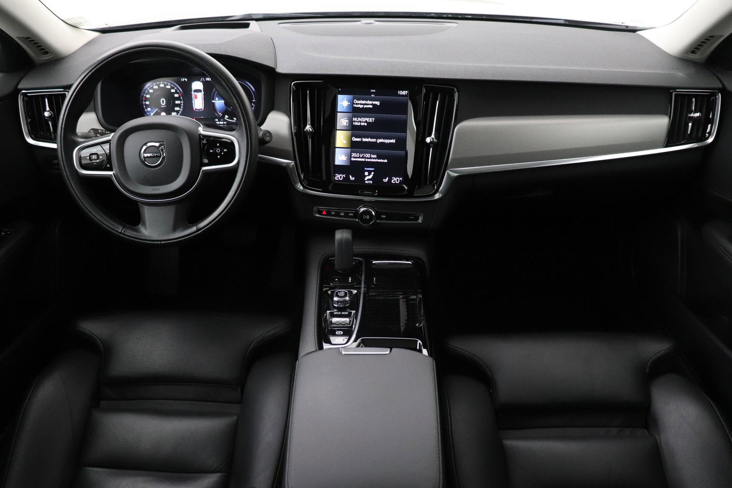 Volvo V90 2.0 T6 AWD R-Design | Panoramadak | Head-Up | Pilot Assist | Camera | Stoel+Stuurverwarming | Keyless | Getint glas | ACC