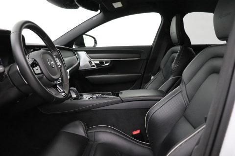 Volvo S90 2.0 T8 AWD Inscription | Bowers&Wilkins | Schuifdak | BLIS | Head-up | Trekhaak