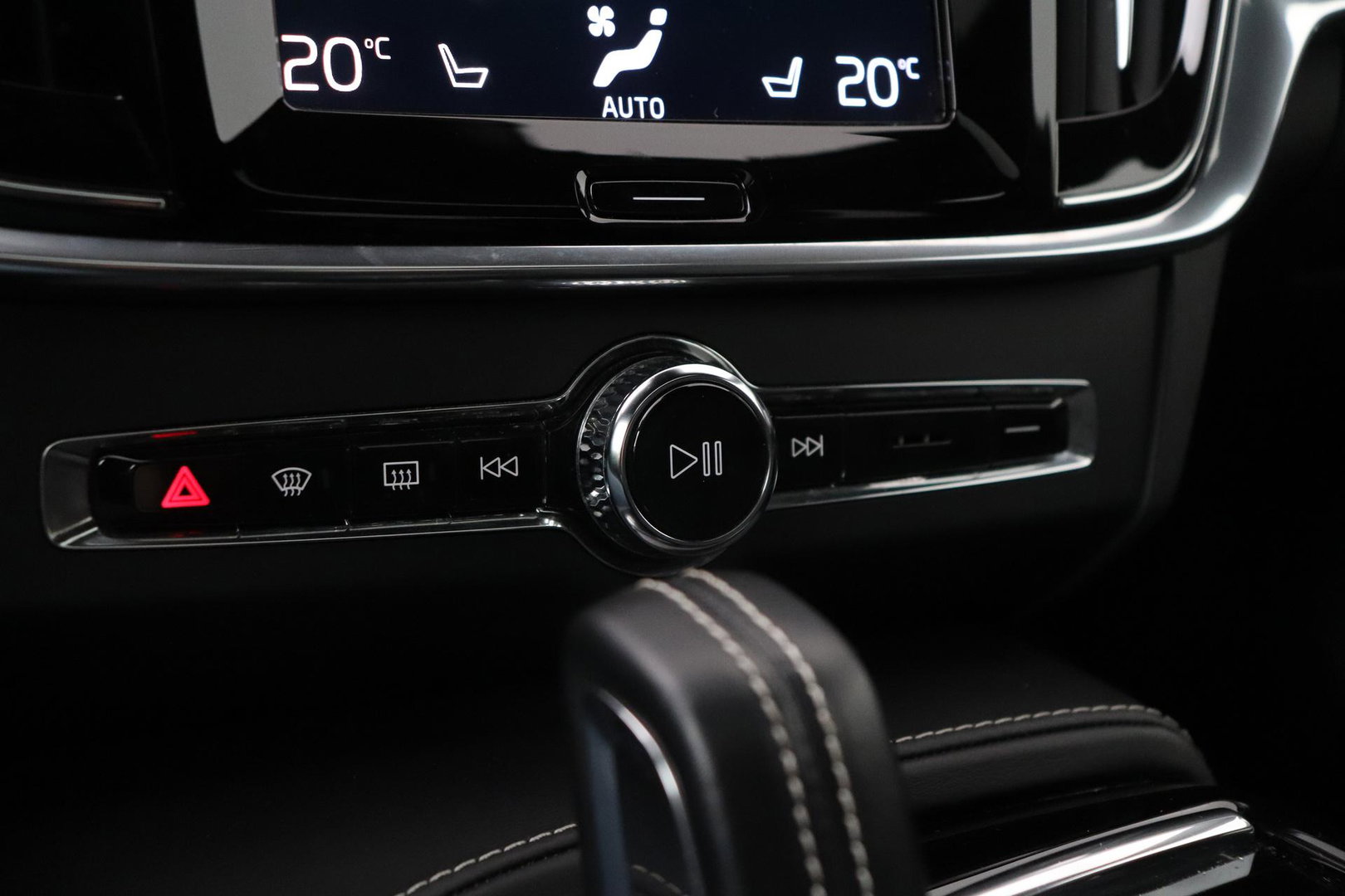 Volvo S90 2.0 T8 AWD Inscription | Bowers&Wilkins | Schuifdak | BLIS | Head-up | Trekhaak