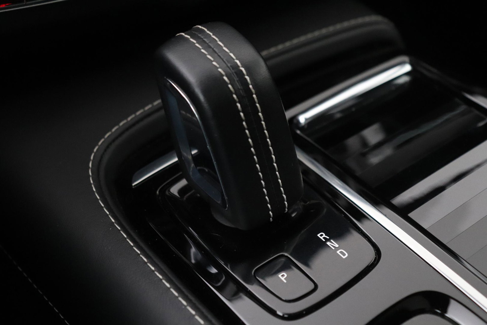 Volvo S90 2.0 T8 AWD Inscription | Bowers&Wilkins | Schuifdak | BLIS | Head-up | Trekhaak