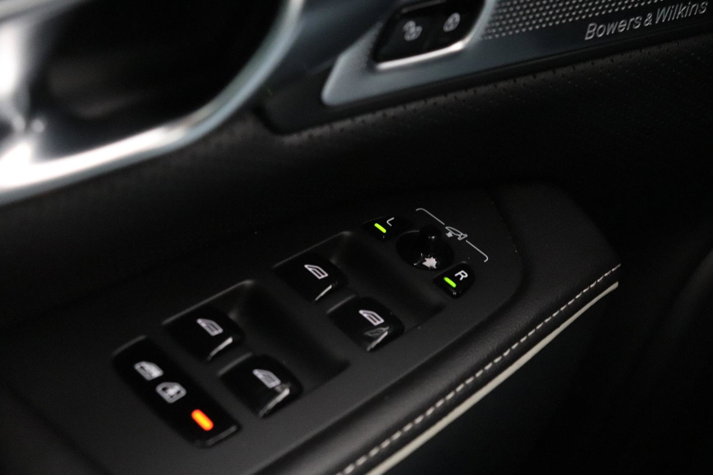 Volvo S90 2.0 T8 AWD Inscription | Bowers&Wilkins | Schuifdak | BLIS | Head-up | Trekhaak