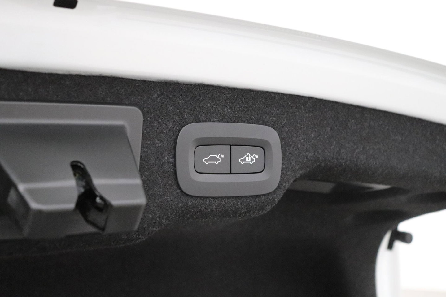 Volvo S90 2.0 T8 AWD Inscription | Bowers&Wilkins | Schuifdak | BLIS | Head-up | Trekhaak