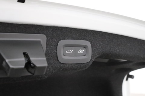 Volvo S90 2.0 T8 AWD Inscription | Bowers&Wilkins | Schuifdak | BLIS | Head-up | Trekhaak