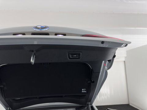 BMW i4 eDrive35 70 kWh M-Sportpack [3-Fase-11kW] (INCL.BTW) *LEATHER-MICROFIBRE | FULL-LED | ADAPTIVE-CRUISE |SPORTSEATS | CAMERA | DAB | DIGI-COCKPIT | NAVI-FULLMAP | AMBIENT-LIGHT | ECC | PDC | CARPLAY | TOWBAR | 18''ALU*
